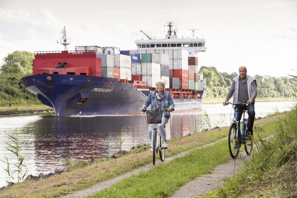 Radfahrer am Nord-Ostsee-Kanal